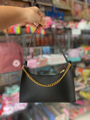 Bolsa com Corrente Preta